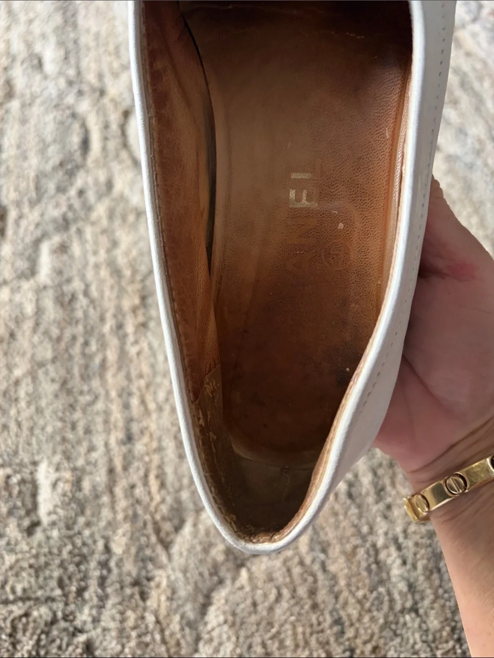 CHANEL White Leather CC Logo Loafers